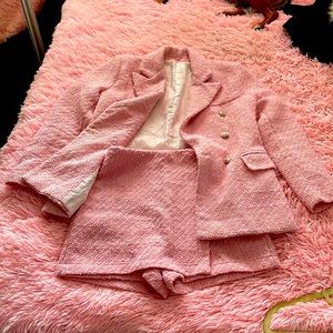 very pretty pink channel style complet blazer with short/skirt